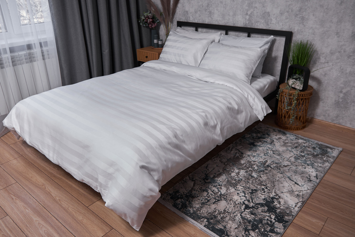 Акція на Комплект постільної білизни Moon&Star Двоспальний 175х210 Royal White Satin Premium (MS-820002937) від Rozetka