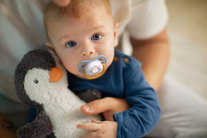 Пустушка ортодонтична Philips Avent Ultra Air 0-6m Animal Boy 2 шт (8710103949336) - зображення 7