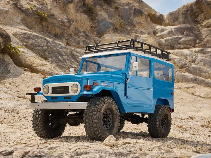 Машинка на радіокеруванні FMS 1:10 Toyota Land Cruiser FJ40 RS