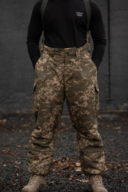 Мужские зимние брюки с подтяжками "Taslan" / Штаны с утеплителем Thermo-Loft пиксель 2XL - изображение 1