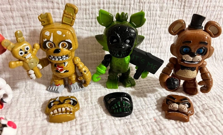 Набір фігурок ФНАФ FNAF Аніматори П'ять ночей з Фредді 6 фігурок (80904) - Фото 7 Набір фігурок ФНАФ FNAF Аніматори П'ять ночей з Фредді 6 фігурок (80904) - зображення 7
