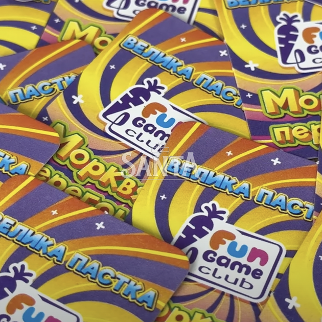 Настільна гра Морквяні гонки 4FUN Game Club, 2 ігрові поля, 16 фігурок, картки, 3+ в кор 24*8*21см (39960) - Фото 6 Настільна гра Морквяні гонки 4FUN Game Club, 2 ігрові поля, 16 фігурок, картки, 3+ в кор 24*8*21см (39960) - зображення 6