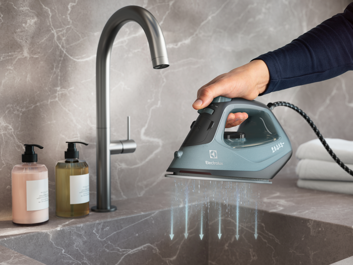 Праска Electrolux E5SI2-6OG - зображення 8