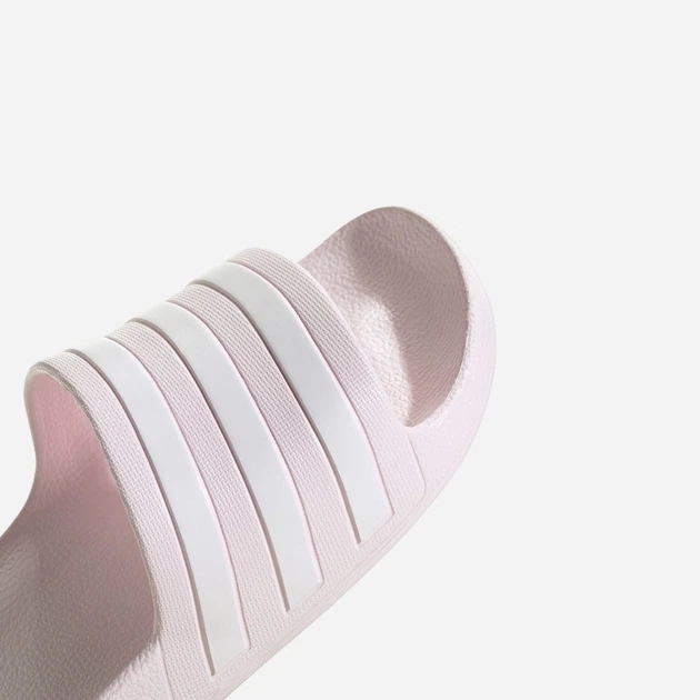 Klapki męskie Adidas Adilette Aqua GZ5878 43 Jasnoróżowe z białym (4065419399332) - obraz 4