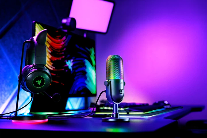 Мікрофон Razer Seiren V3 Chroma (RZ19-05060100-R3M1) - зображення 9