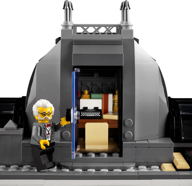 Конструктор LEGO Icons Музей Естественной Истории 4014 деталей (10326) - Фото 9 Конструктор LEGO Icons Музей Естественной Истории 4014 деталей (10326) - изображение 9