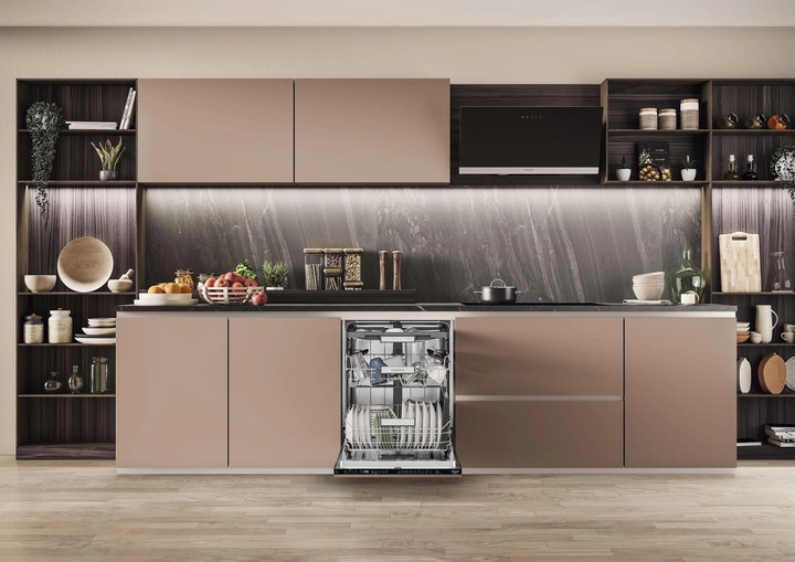 Посудомийна машина Hotpoint-Ariston HM7 42 L (вбудована, 60 см) - изображение 7
