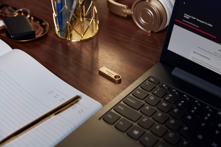 Флеш пам'ять USB Kingston DataTraveller SE9 G3 256GB USB 3.2 Gen 1 Gold (DTSE9G3/256GB) - зображення 6