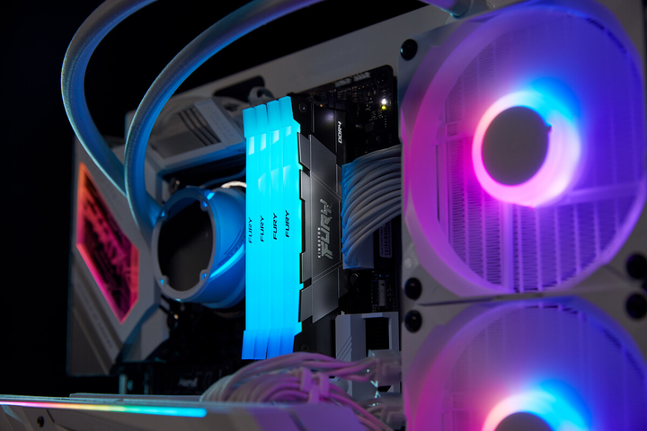 Оперативна пам'ять Kingston Fury DDR4-3600 32768MB PC4-28800 (Kit of 2x16384) Renegade RGB (KF436C16RB12AK2/32) - зображення 11