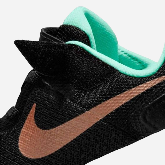 Дитячі кросівки для хлопчика Nike Revolution 6 DD1095-005 28.5 Чорні з коричневим (195866749481) - зображення 4