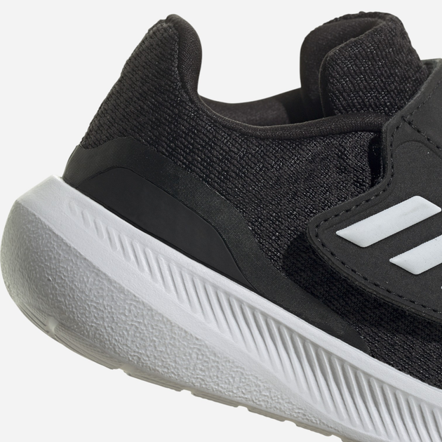 Buty sportowe chłopięce na rzepy adidas Runfalcon 3.0 AC I HP5863 21 Czarne z białym (4066749856342) - obraz 4