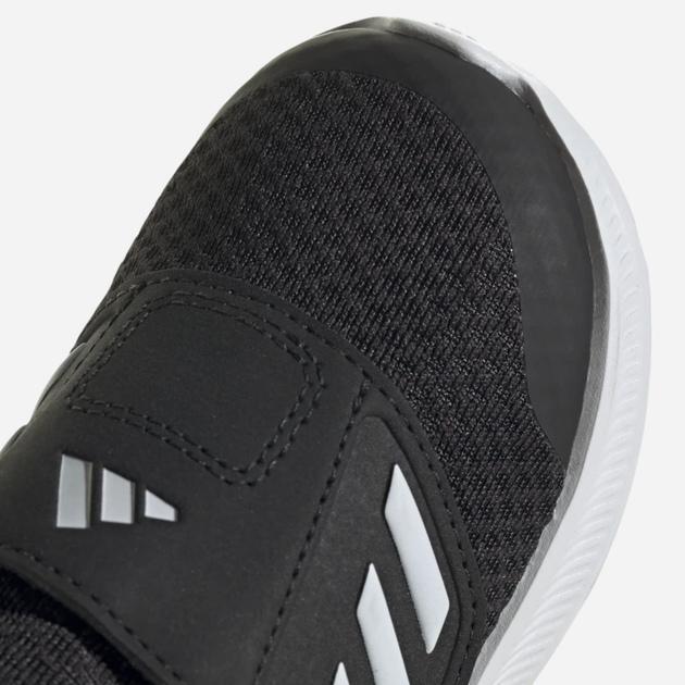 Buty sportowe chłopięce na rzepy adidas Runfalcon 3.0 AC I HP5863 24 Czarne z białym (4066749856304) - obraz 3