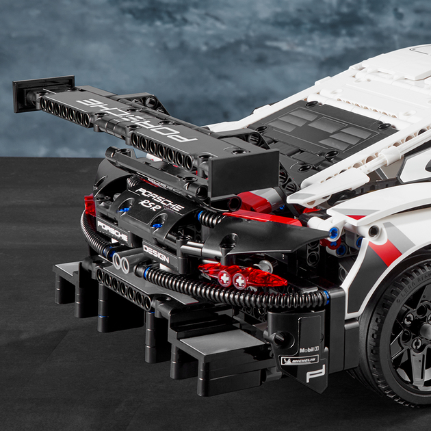 Конструктор LEGO TECHNIC Porsche 911 RSR 1580 деталей (42096) – фото,  отзывы, характеристики в интернет-магазине ROZETKA | Купить в Украине:  Киеве, Харькове, Днепре, Одессе, Запорожье, Львове