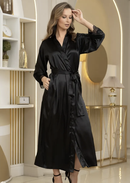 Длинный шелковый халат Mia-Amore 3949 2XL/3XL Черный - Фото 2 Длинный шелковый халат Mia-Amore 3949 2XL/3XL Черный - изображение 2
