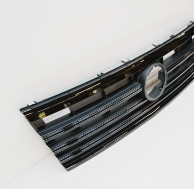 Решітка радіатора AVTM Volkswagen Touareg 18- R-Line Volkswagen Таурег АМ0052261 - зображення 3