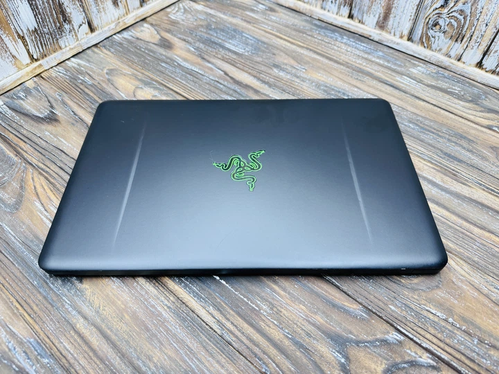 Ноутбук Razer Blade Stealth 13-(Core i7-6500U,SSD 256 GB,RAM 4 GB,Intel HD 520), (3376) Б/У - изображение 7