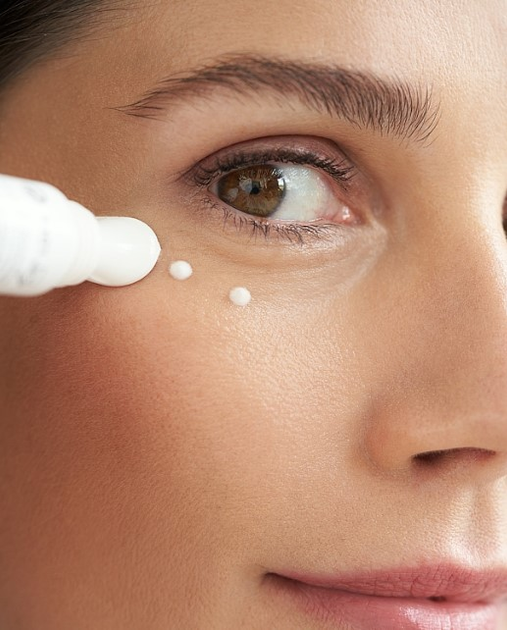 Крем NIVEA Cellular Luminous630 Anti-Pigmentflecken для зменшення темних кіл під очима 15 мл (4005900925770) - зображення 3