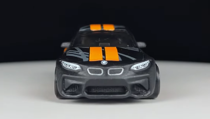 Тематическая Машинка Hot Wheels 2016 BMW M2 Neon Speeders 1:64