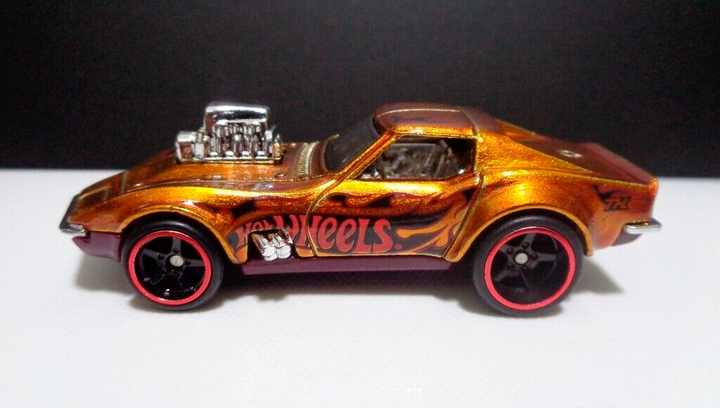 Машинка Базовая Hot Wheels '68 Corvette - Gas Monkey Garage Super