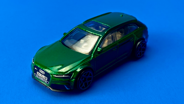 Машинка Базова Hot Wheels '17 Audi RS 6 Avant Wagons 1:64 HKH69