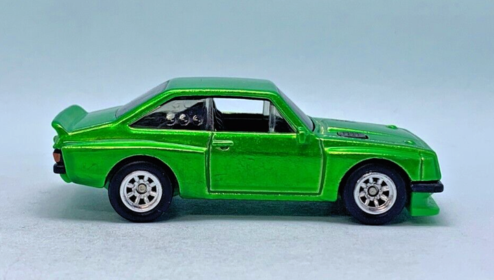 Машинка Базовая Hot Wheels Ford Escort RS2000 Super Treasure