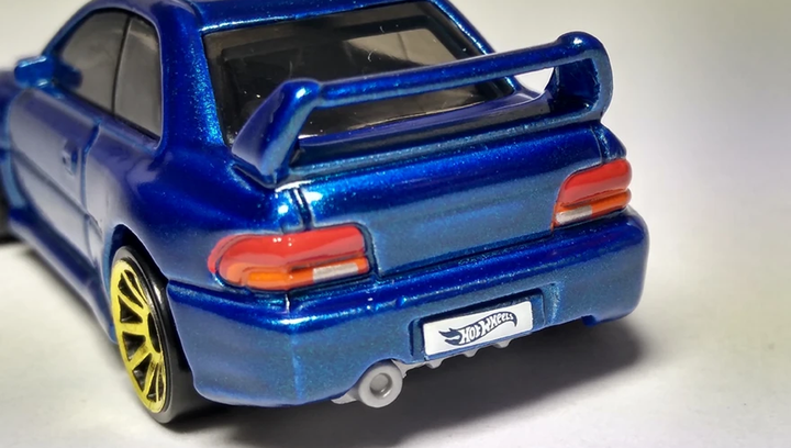 Машинка Базова Hot Wheels '98 Subaru Impreza 22B STi-Version Turbo