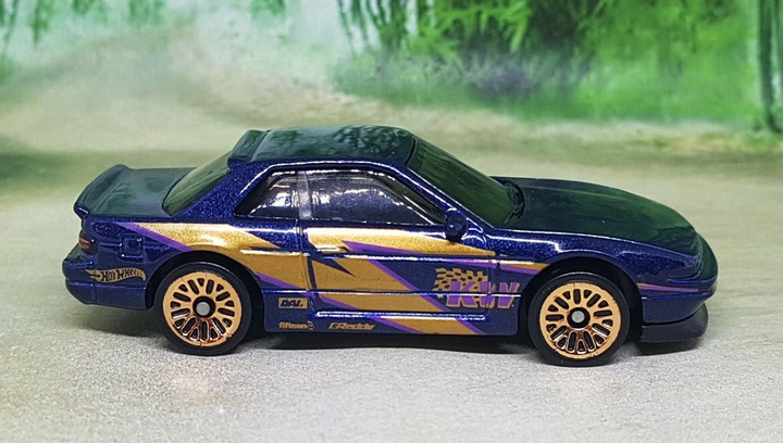 Машинка Базовая Hot Wheels Nissan Silvia (S13) Speed Graphics 1:64 GHF03 Dark Blue - изображение 6