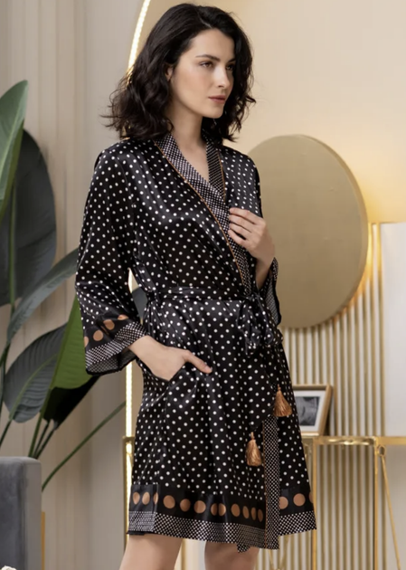 Атласный халат в горох Mia-Amore 8963 40(XS) Черный - Фото 2 Атласный халат в горох Mia-Amore 8963 40(XS) Черный - изображение 2