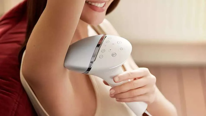 Depilator Philips Series 8000 Lumea IPL BRI940/00 - obraz 4