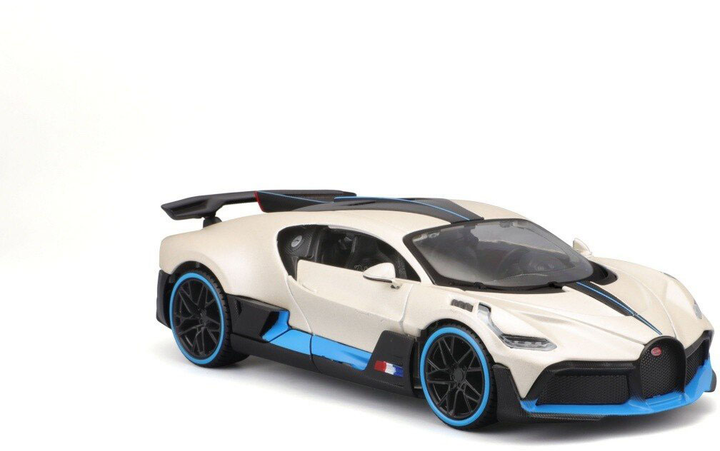 Model kompozytowy Maisto Bugatti Divo 1:24 Biały (0090159070290) - obraz 5