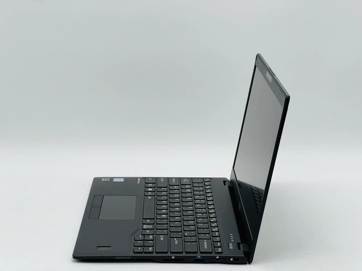 Ноутбук-трансформер Fujitsu LifeBook U939 / 13.3