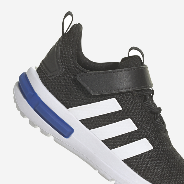 Buty sportowe chłopięce na rzepy adidas Racer Tr 23 El I ID0336 24 Czarne (4066762540877) - obraz 9