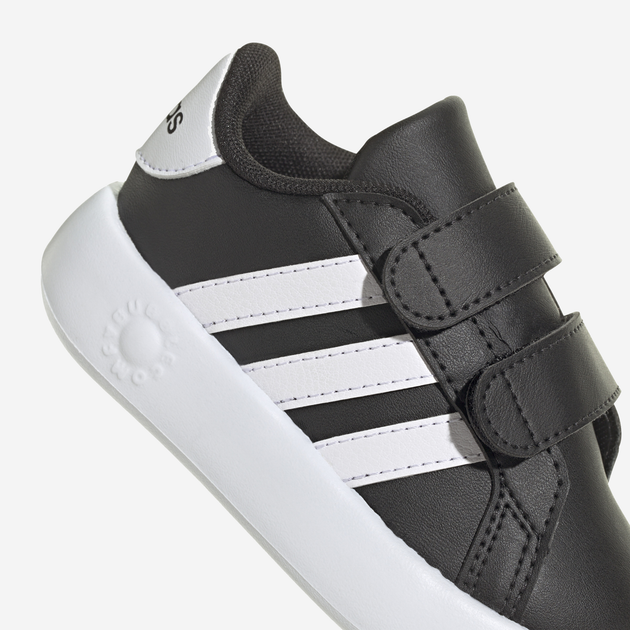 Sneakersy chłopięce na rzepy adidas Grand Court 2.0 Cf ID5272 22 Czarne (4066765031235) - obraz 7