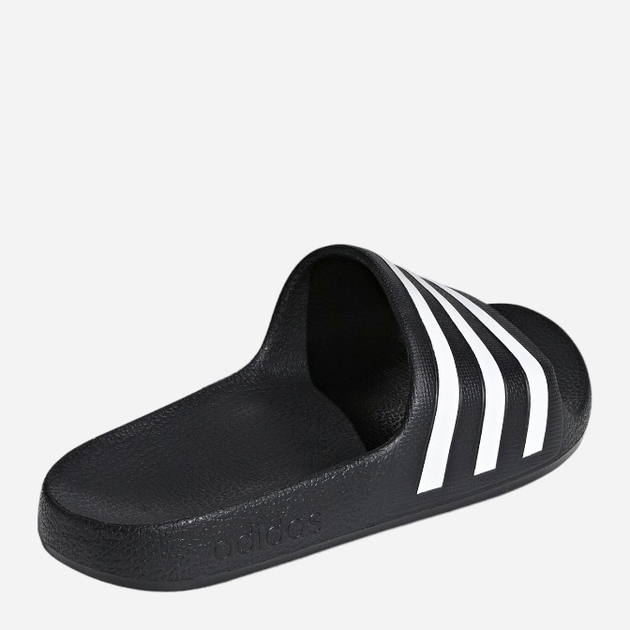 Klapki chłopięce basenowe adidas Adilette Aqua K F35556 30 Czarne (4060509826019) - obraz 4
