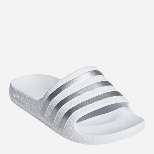 Дитячі шльопанці для дівчинки Adidas Adilette Aqua K F35555 32 Білі (4059808224084) - зображення 2