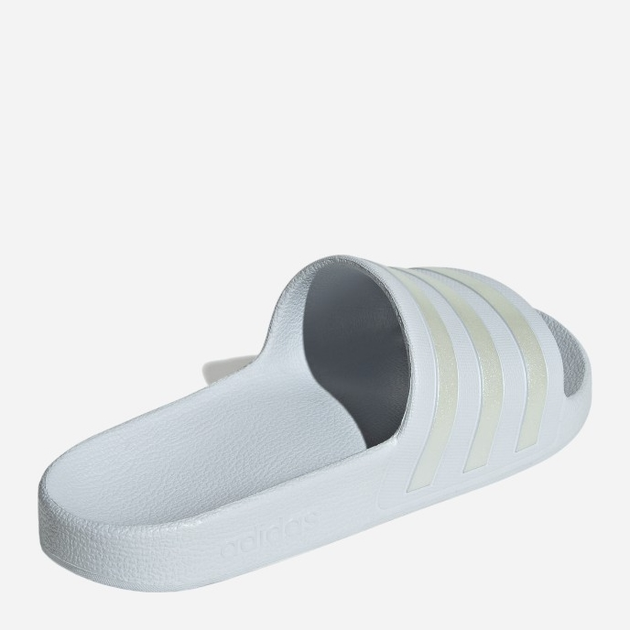 Klapki basenowe damskie adidas Adilette Aqua IF0894 37 Szare z złocistym (4066765076229) - obraz 4