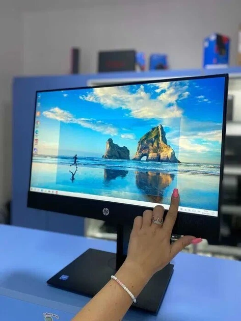 Моноблок HP ProOne 600 G4 All-in-One / 21.5