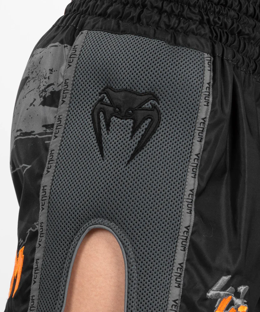 Шорты для тайского бокса Venum S47 Muay Thaï Short Black Orange (VENUM-05028-112-L) - Фото 4 Шорты для тайского бокса Venum S47 Muay Thaï Short Black Orange (VENUM-05028-112-L) - изображение 4