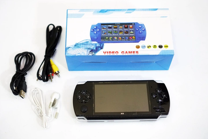 Портативная игровая консоль PSP X6 4.3