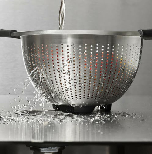 Durszlak Oxo Good Grips Stainless Steel Colander 2.8 l (X-11330800) - obraz 3