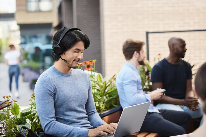 Навушники Jabra Evolve2 75 USB-C MS Teams with Desk Stand Black (27599-999-889) - зображення 14