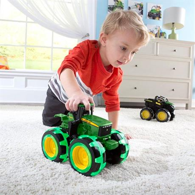 Трактор Tomy John Deere Monster Treads з великими колесами що світяться (0036881464341) - зображення 3