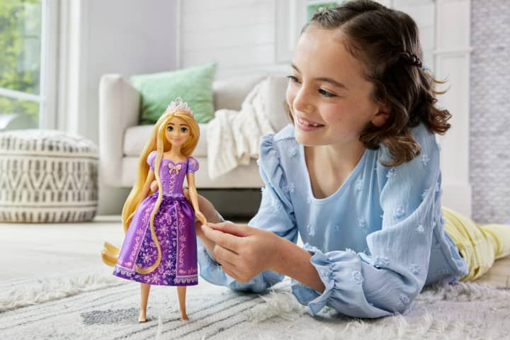 Lalka Disney Princess Śpiewająca Roszpunka (0194735159307) - obraz 5