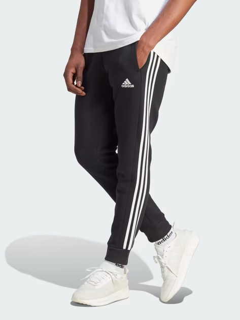 Спортивні штани чоловічі утеплені adidas Fleece 3-Stripes TapeЧервоні Cuff Pants IB4030 M-Short Чорні (4066762309986) - зображення 1