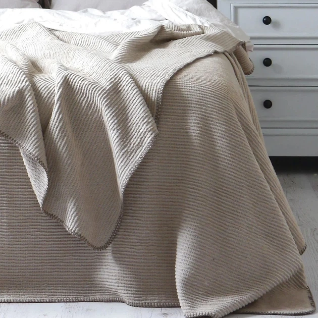 Хлопоковое покрывало LA MODNO GRAIN BEIGE 200х220 см Бежевий - Фото 3 Хлопоковое покрывало LA MODNO GRAIN BEIGE 200х220 см Бежевий - изображение 3