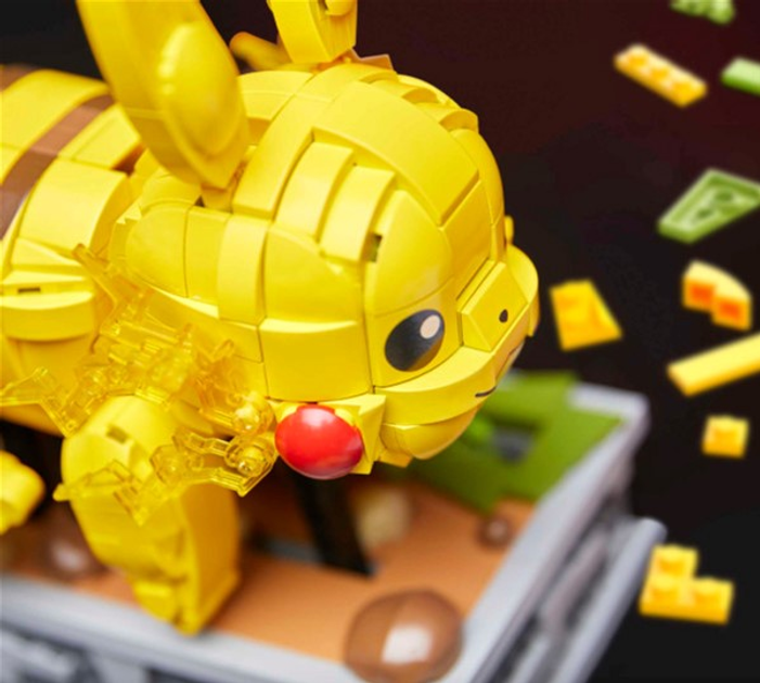 Klocki konstrukcyjne Mattel Pokemon Motion Pikachu 1095 elementów (0194735048090) - obraz 3