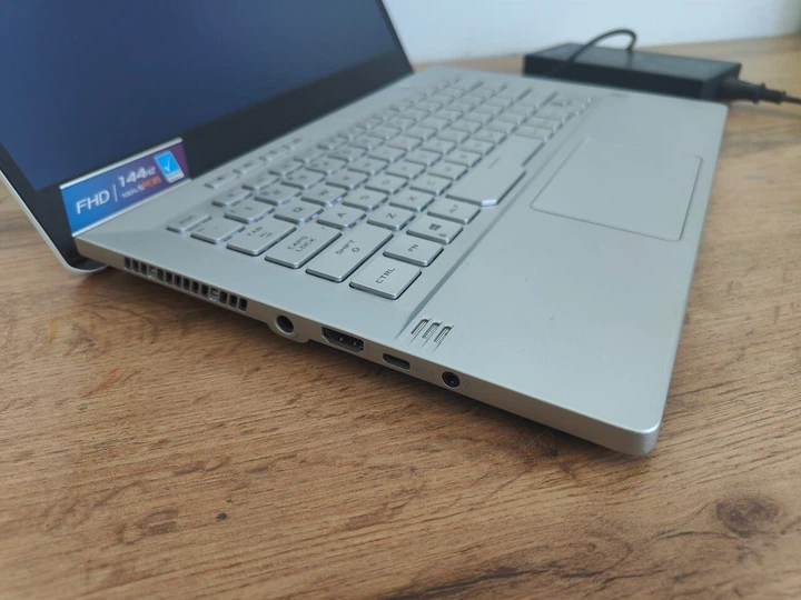 Ігровий ноутбук Asus ga401q / 14" (1920x1080) IPS / AMD Ryzen 9 5900HS (8 (16) ядер по 3.0 - 4.6 GHz) / 16 GB DDR4 / 1000 GB SSD / nVidia GeForce RTX 3060, 6 GB GDDR6, 192-bit / WebCam / Windows 10 Home б/в - Фото 5 Ігровий ноутбук Asus ga401q / 14" (1920x1080) IPS / AMD Ryzen 9 5900HS (8 (16) ядер по 3.0 - 4.6 GHz) / 16 GB DDR4 / 1000 GB SSD / nVidia GeForce RTX 3060, 6 GB GDDR6, 192-bit / WebCam / Windows 10 Home б/в - зображення 5
