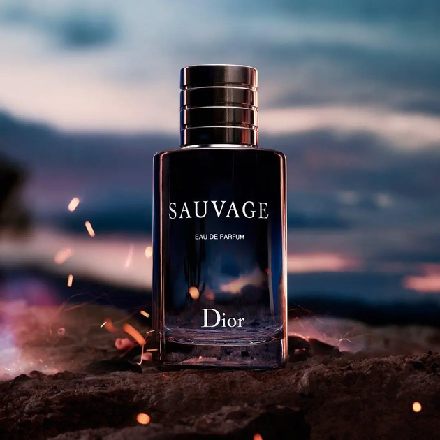 Парфюмированная вода для мужчин Christian Dior Sauvage Eau
