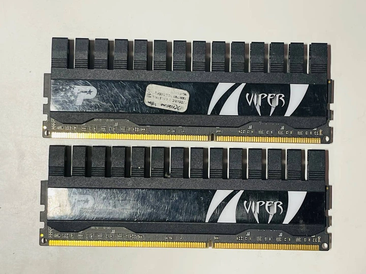 Оперативна пам'ять Patriot DDR3 4Gb Kit (2x2Gb) 1600MHz PC3-12800 Б/У - Фото 2 Оперативна пам'ять Patriot DDR3 4Gb Kit (2x2Gb) 1600MHz PC3-12800 Б/У - зображення 2