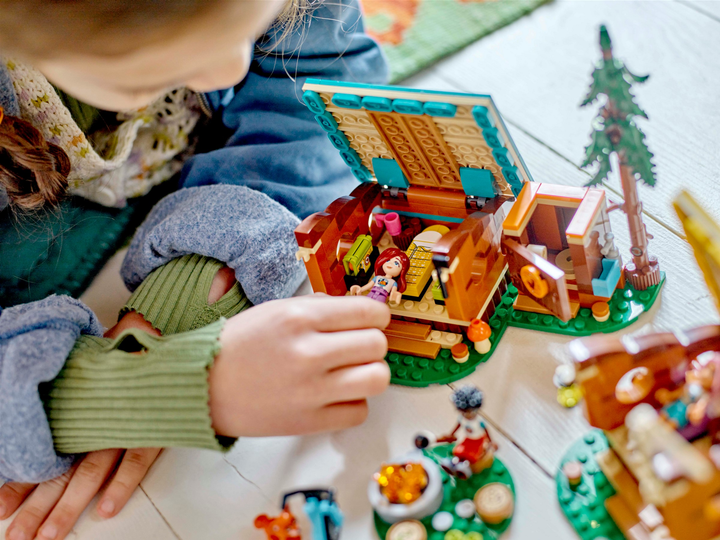 Конструктор LEGO Friends Затишні будиночки в літньому таборі 437 деталей (42624) - зображення 8